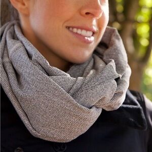 Lululemon vinyasa scarf